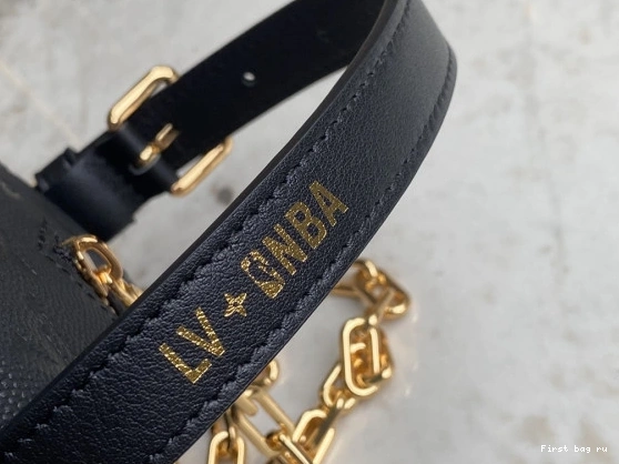 Frstbag ru CHANELOAKROOM LOUIS LVXNBA DOPP KIT VUITTON 0810
